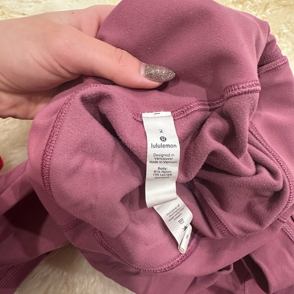 Lululemon Align Pant II 25"
Moss Rose size 2 - Picture 4 of 5